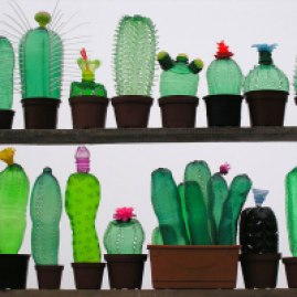 plastic-bottle-sculpture-recycled-object-by-veronika-richterova